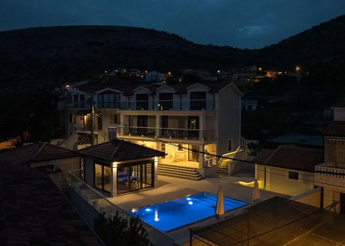 Denis ,seget Donji, Trogir